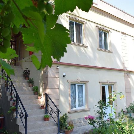Crossway Tbilisi Hotel Екстериор снимка